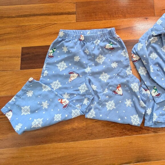 Old Navy Holiday Pajamas (2T) - Picture 2 of 5